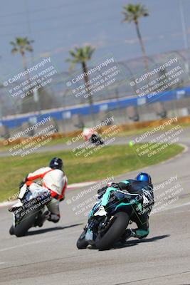 media/Mar-19-2022-Fastrack Riders (Sat) [[4e7522d738]]/Level 5 Race/Turn 3 and 4/